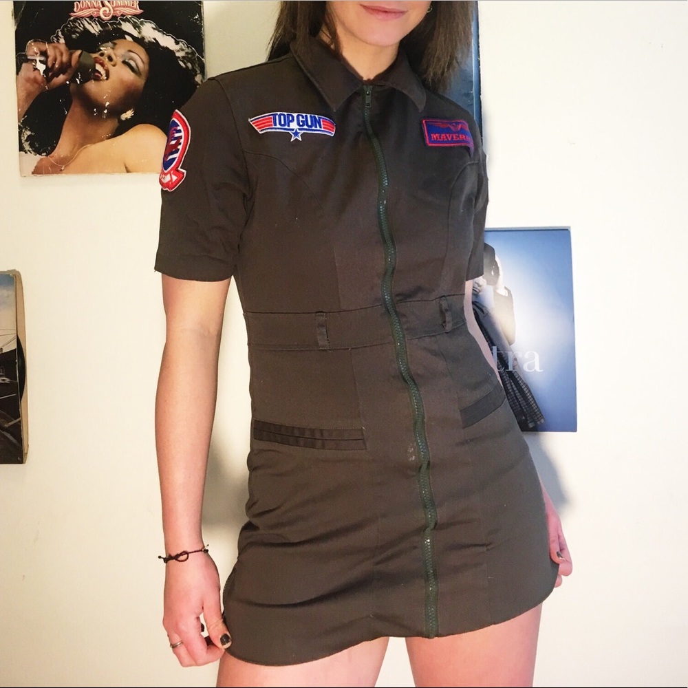 Top Gun dress 🕶
